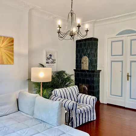100m2 Sea Apartment, 2 Bathrooms, 500m To The Beach & Pier 公寓 索波特