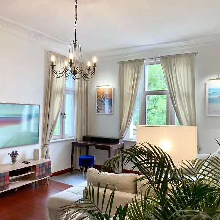 100m2 Sea Apartment, 2 Bathrooms, 500m To The Beach & Pier 公寓 *